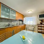 펜션 Casa Aurea 오그로브